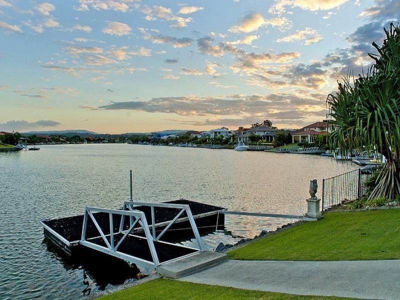 58 The Peninsula, Helensvale QLD 4212