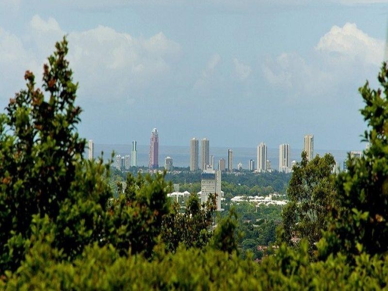 9 Mercure Place, Highland Park QLD 4211