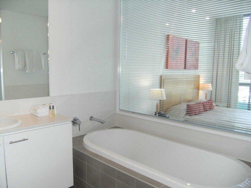 2605/33 T E Peters Drive, Broadbeach Waters QLD 4218