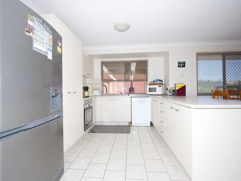 52 Greenacre Drive, Parkwood QLD 4214