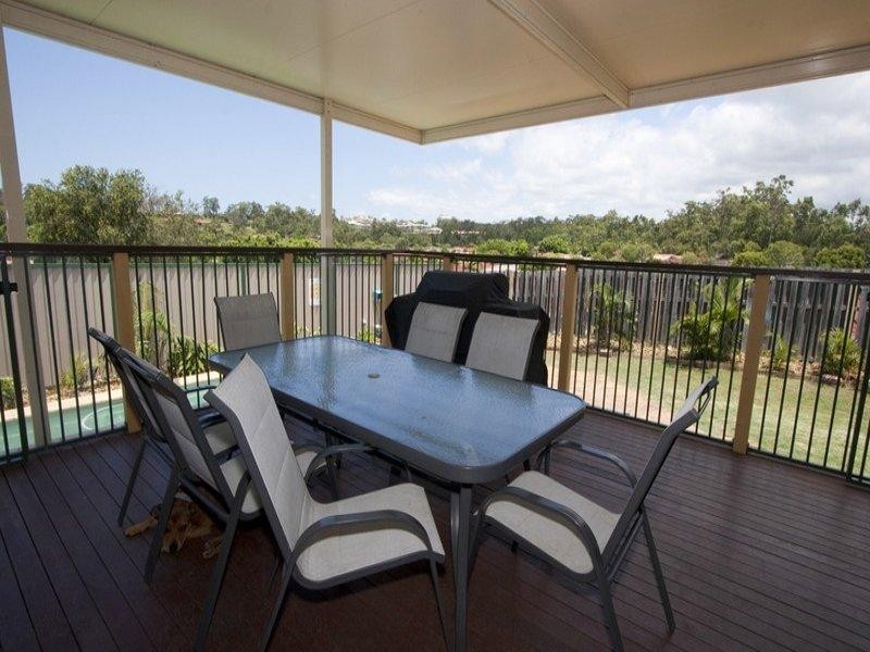 52 Greenacre Drive, Parkwood QLD 4214