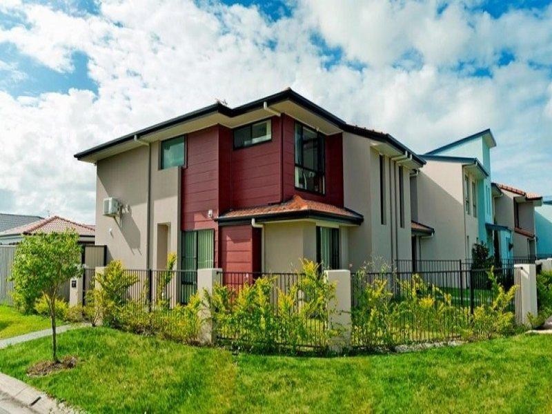 16 Red Baron Lane, Upper Coomera QLD 4209