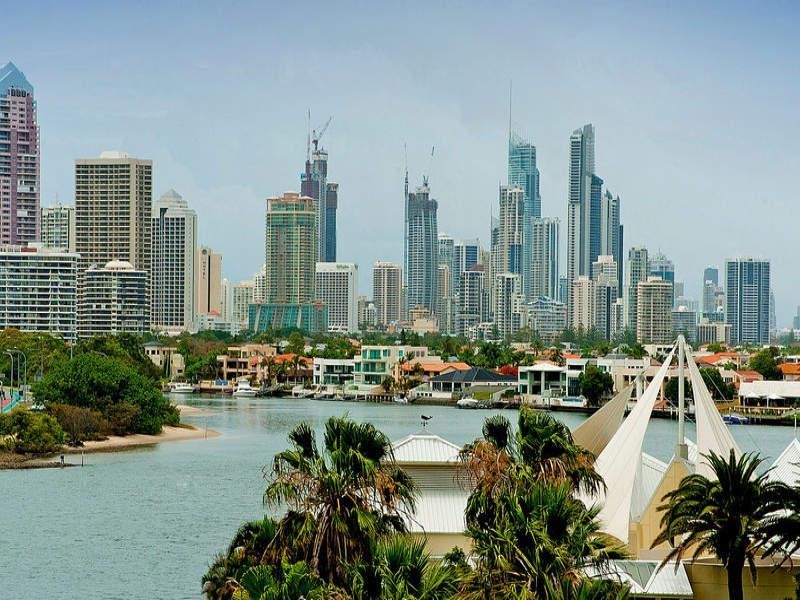 801/4 Como Crescent, Southport QLD 4215