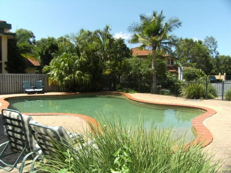 24/156 Greenacre Drive, Arundel QLD 4214