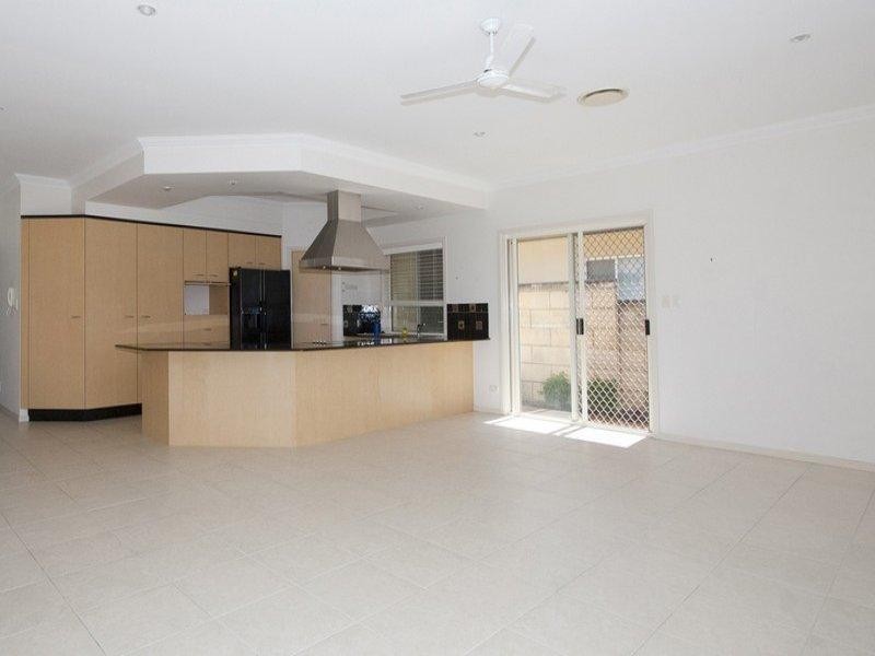 22 Parkwater Terrace, Helensvale QLD 4212