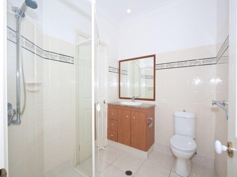 22 Parkwater Terrace, Helensvale QLD 4212