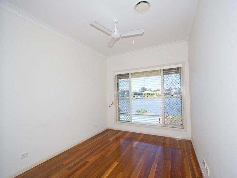 22 Parkwater Terrace, Helensvale QLD 4212