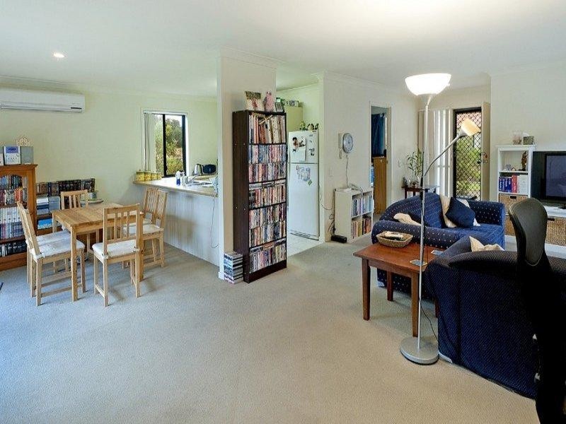 32/24 Amsonia Court, Arundel QLD 4214