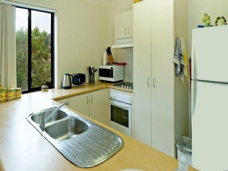 32/24 Amsonia Court, Arundel QLD 4214