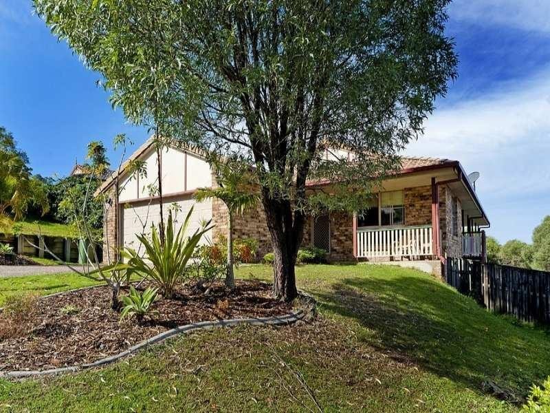 13 Henderson Rise, Pacific Pines QLD 4211