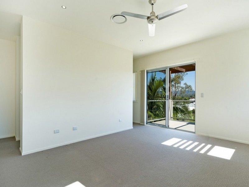 1/7006 Vista Drive, Benowa QLD 4217