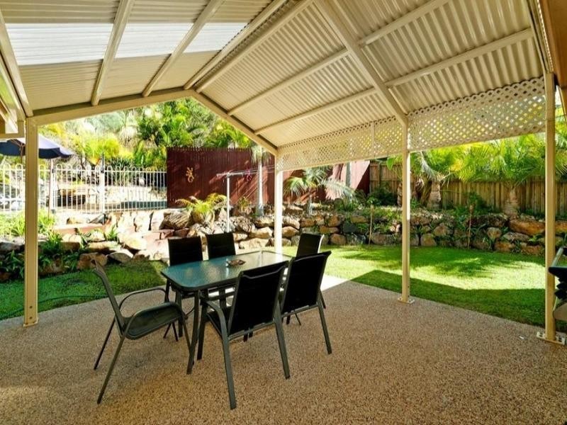 12 Moorea Court, Pacific Pines QLD 4211