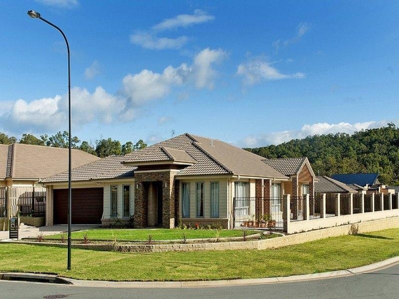 46 Faraday Crescent, Pacific Pines QLD 4211