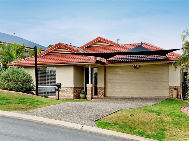 30 McRae Circuit, Pacific Pines QLD 4211