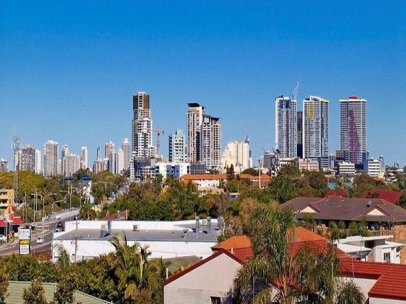 8 +8a + 10 Ahern Street, Labrador QLD 4215