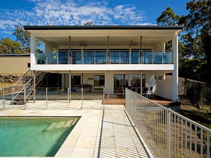 64 Castle Hill Drive South, Gaven QLD 4211