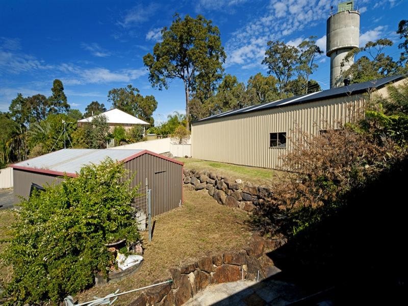 64 Castle Hill Drive South, Gaven QLD 4211