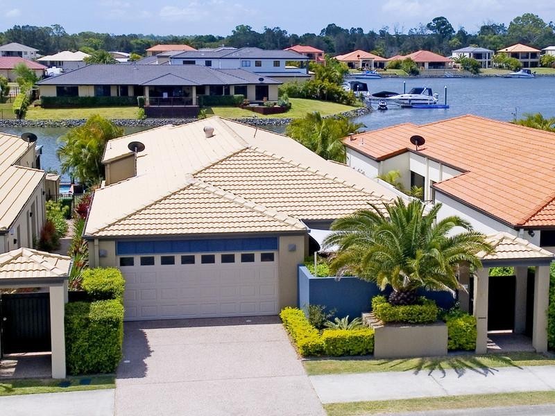 39 Lee-Anne Crescent, Helensvale QLD 4212