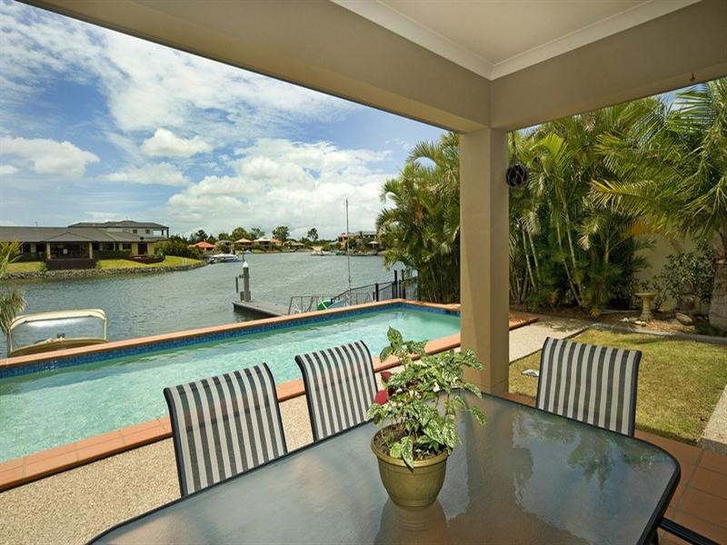 39 Lee-Anne Crescent, Helensvale QLD 4212