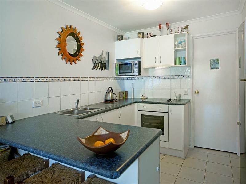 2/3 Echidna Court, Coombabah QLD 4216