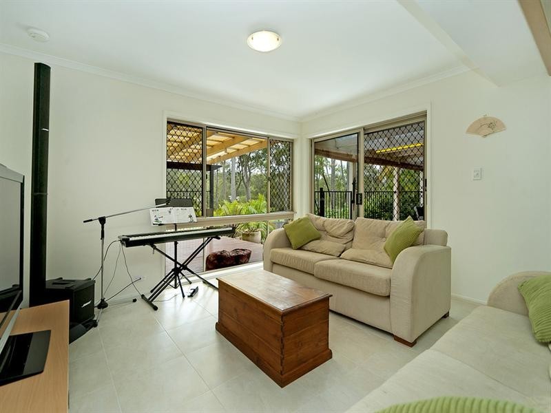 22 Catani Place, Helensvale QLD 4212