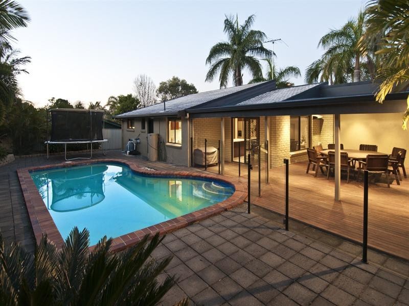 216 Discovery Drive, Helensvale QLD 4212