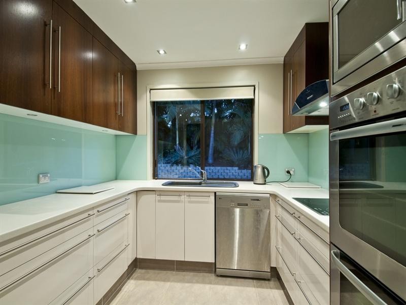 216 Discovery Drive, Helensvale QLD 4212