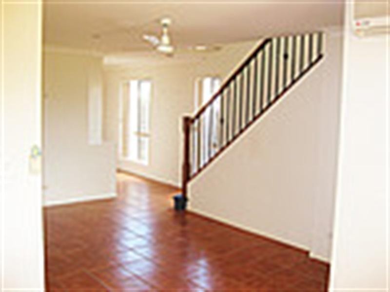 1/39 McRae, Pacific Pines QLD 4211
