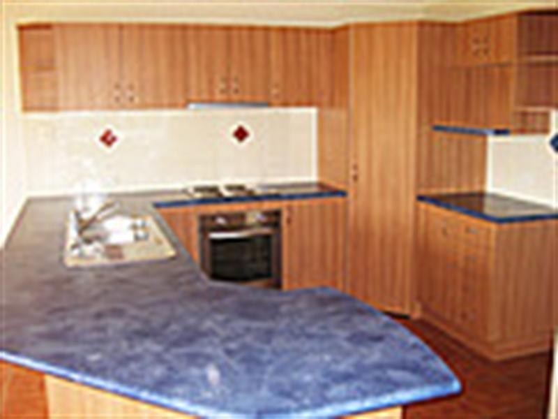 1/39 McRae, Pacific Pines QLD 4211