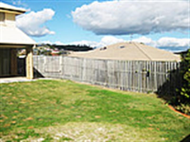 1/39 McRae, Pacific Pines QLD 4211