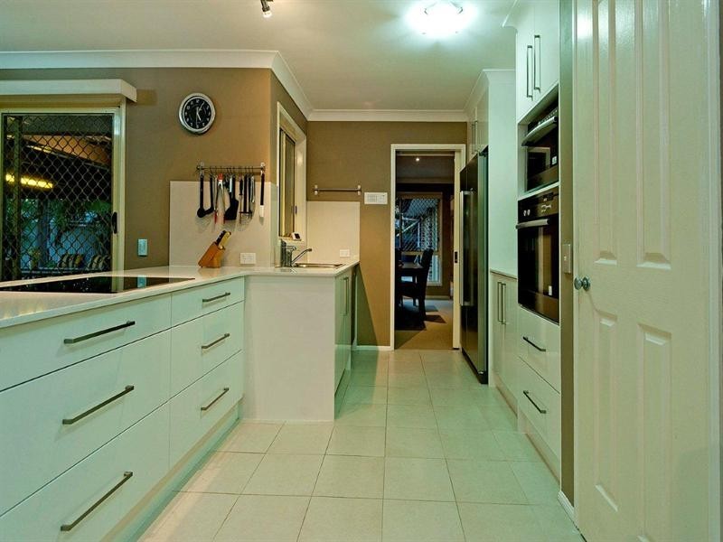 4 Arlene Park Terrace, Helensvale QLD 4212