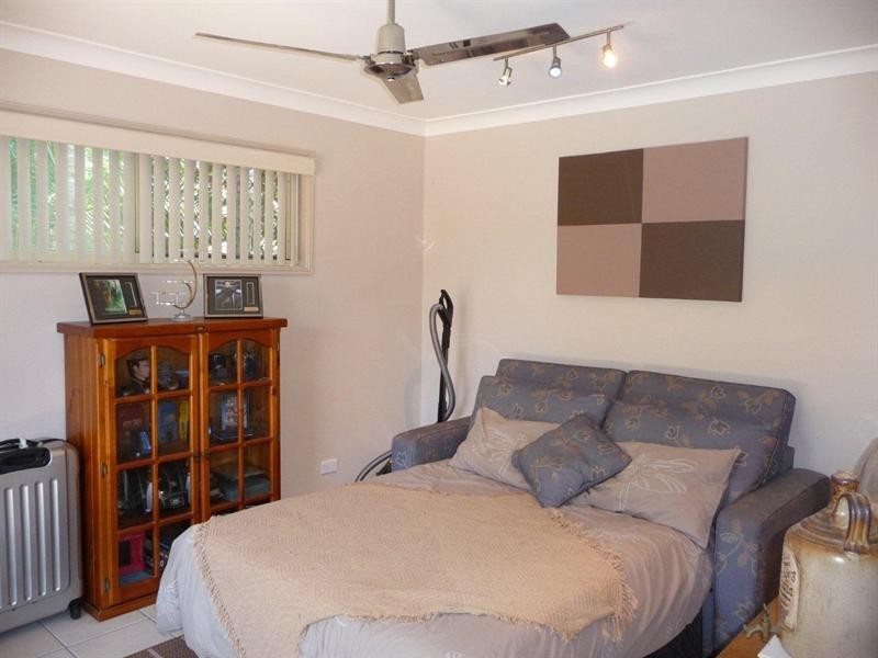 4 Arlene Park Terrace, Helensvale QLD 4212