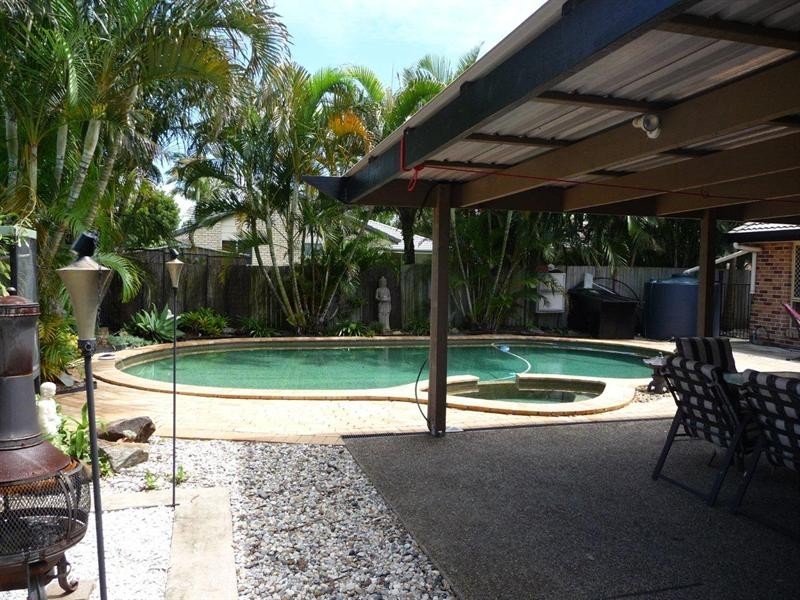 4 Arlene Park Terrace, Helensvale QLD 4212