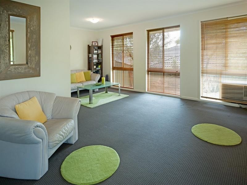 9 Tanunda Drive, Helensvale QLD 4212