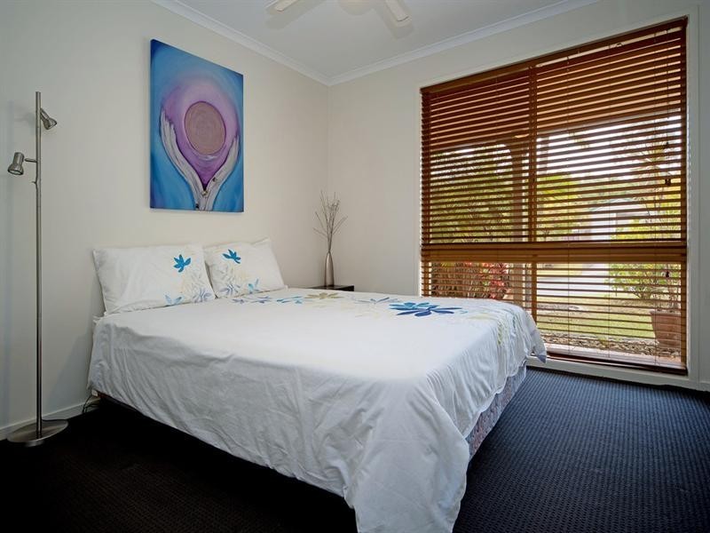 9 Tanunda Drive, Helensvale QLD 4212