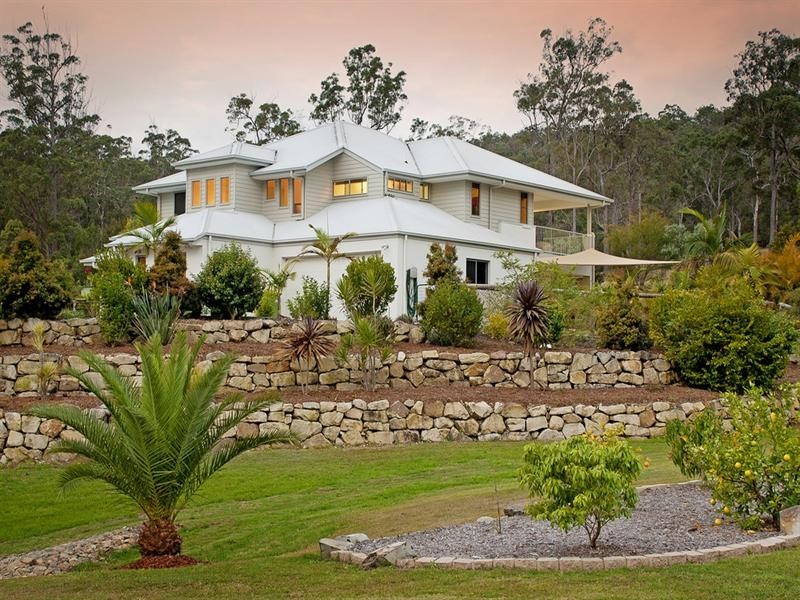 5 Waldorf Place, Maudsland QLD 4210