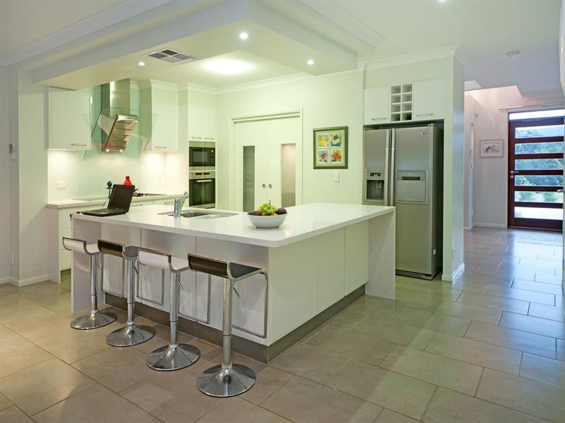 5 Waldorf Place, Maudsland QLD 4210