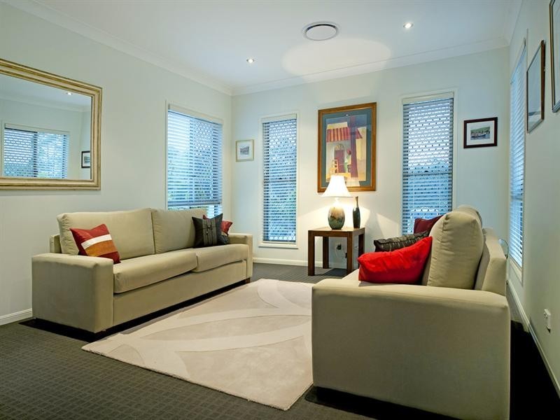 5 Waldorf Place, Maudsland QLD 4210