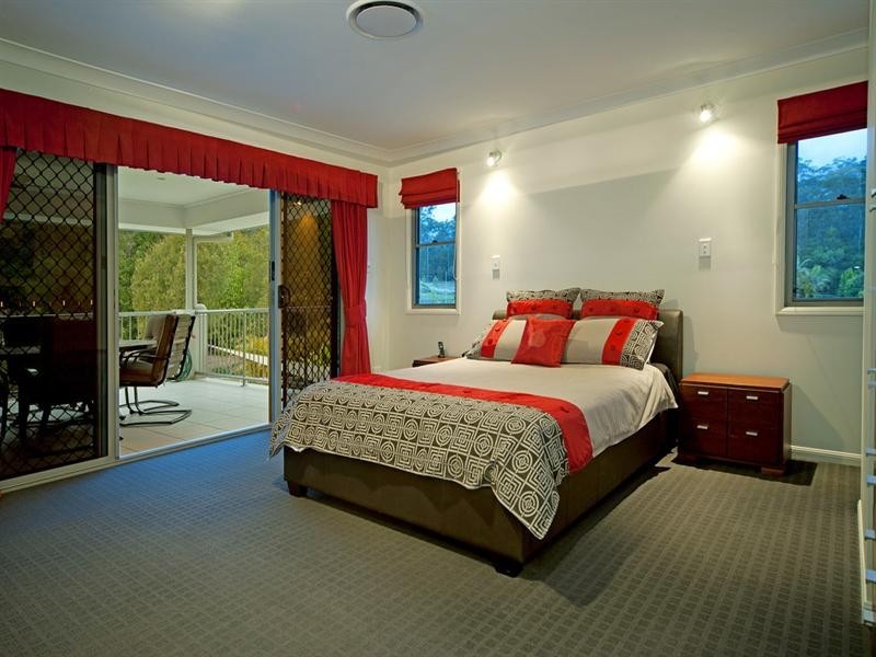 5 Waldorf Place, Maudsland QLD 4210