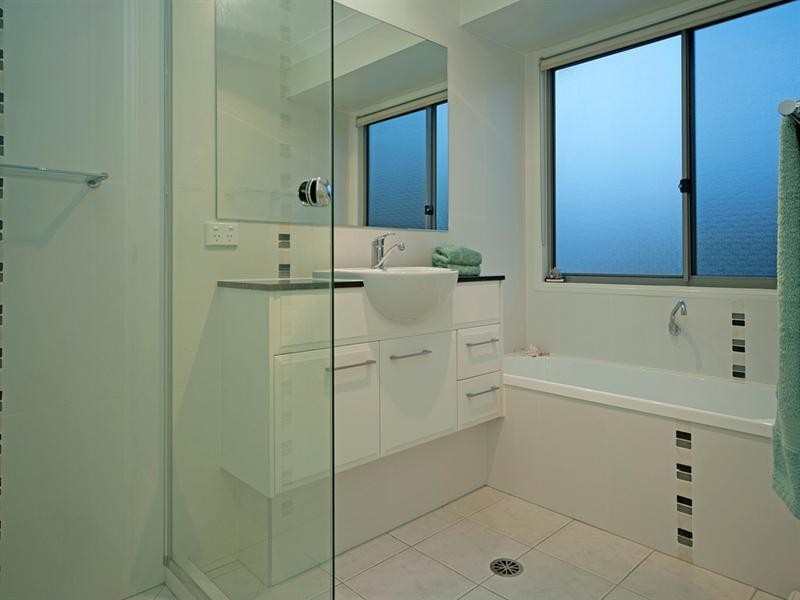 5 Waldorf Place, Maudsland QLD 4210