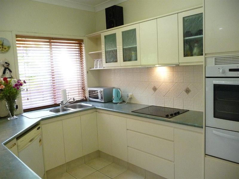 7 Shoreham Chase, Arundel QLD 4214