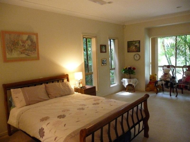 7 Shoreham Chase, Arundel QLD 4214