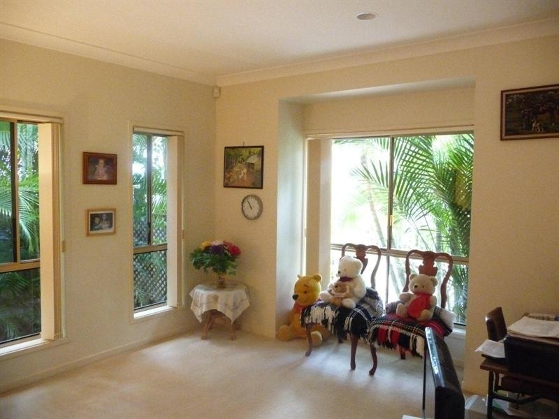 7 Shoreham Chase, Arundel QLD 4214