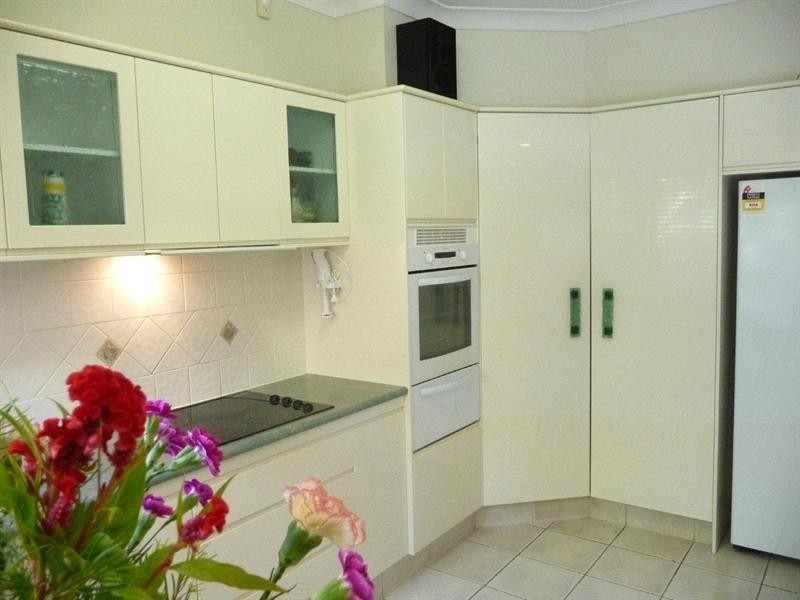 7 Shoreham Chase, Arundel QLD 4214