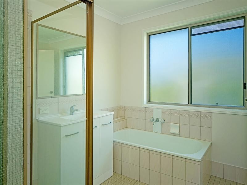 106/601 Pine Ridge Road, Biggera Waters QLD 4216