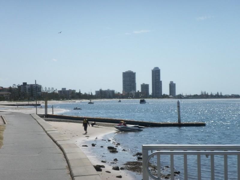 9 Sydney Street, Labrador QLD 4215