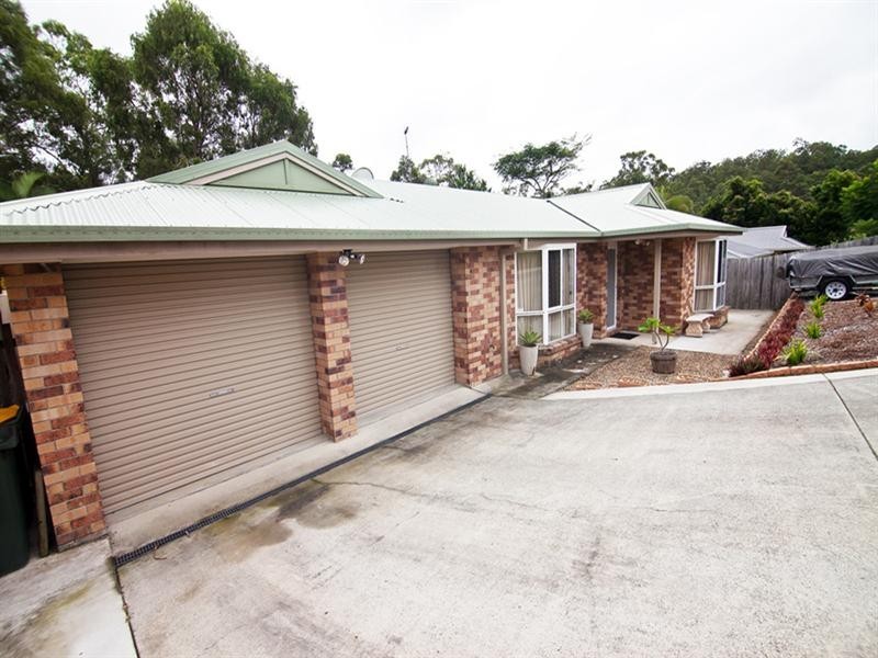 11 Pinedale Street, Oxenford QLD 4210