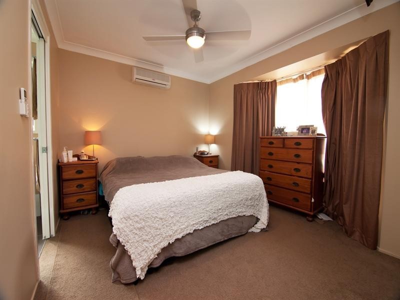 11 Pinedale Street, Oxenford QLD 4210