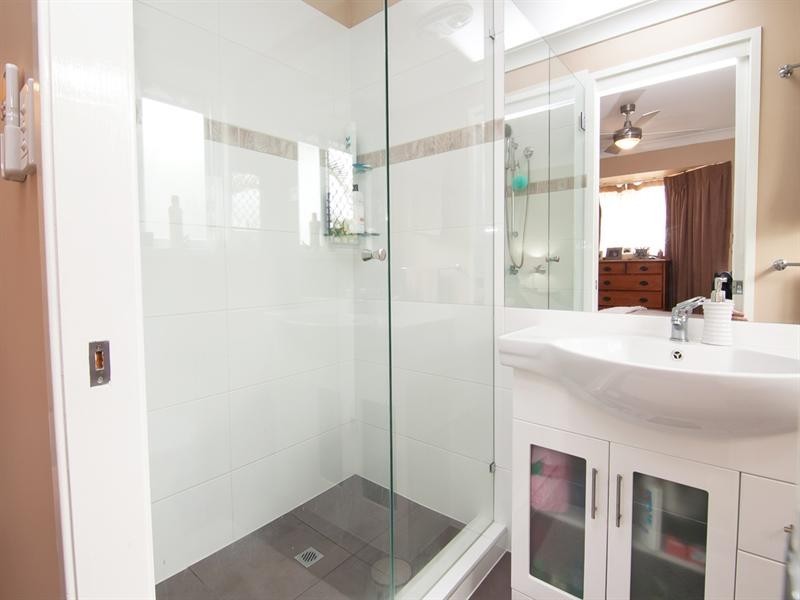 11 Pinedale Street, Oxenford QLD 4210