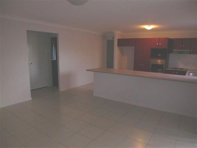 13 Bowley Street, Pacific Pines QLD 4211